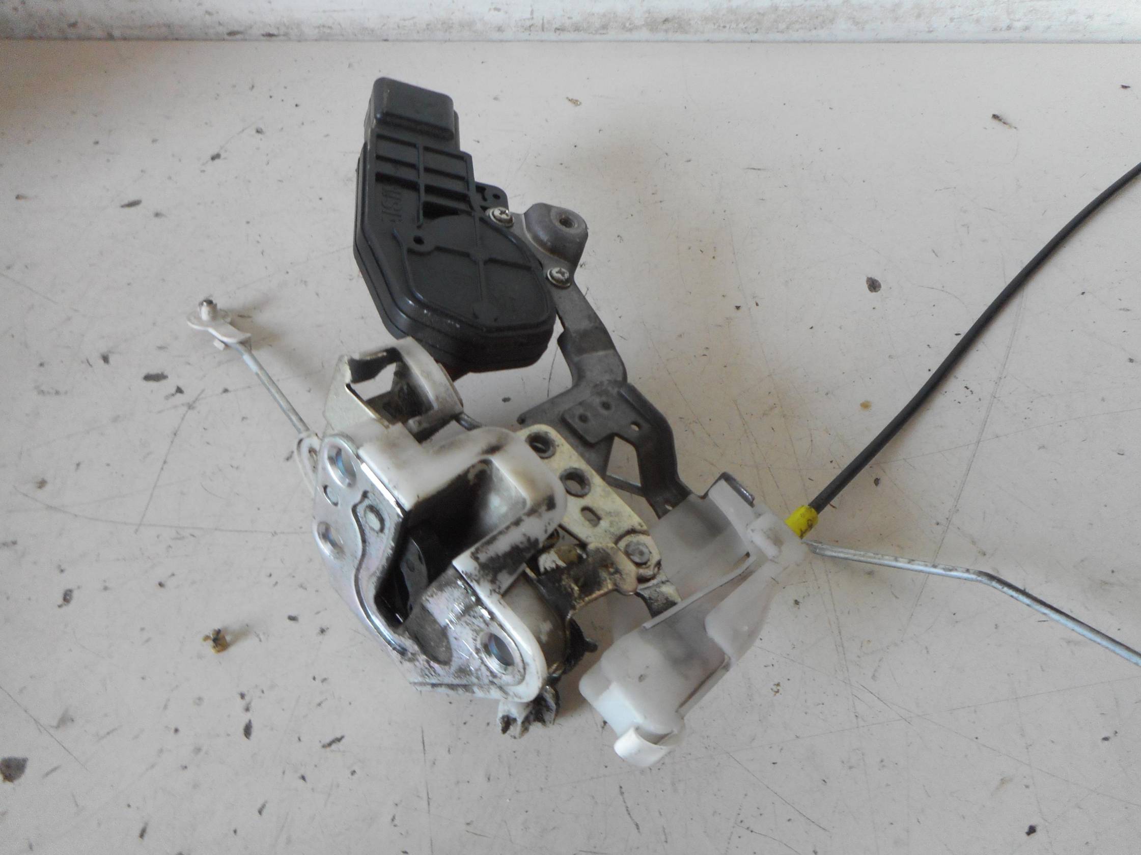 Serratura porta ant. dx.